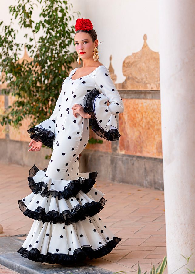 modelo b traje torre flamenca