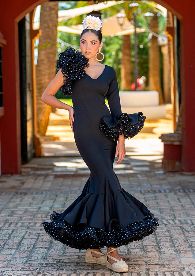 modelo traje torre flamenca
