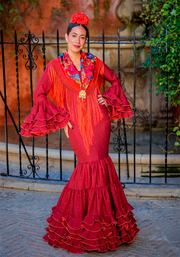 modelo lucia traje flamenca torreflamenca