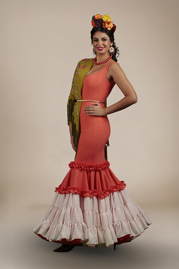 modelo donana traje torre flamenca